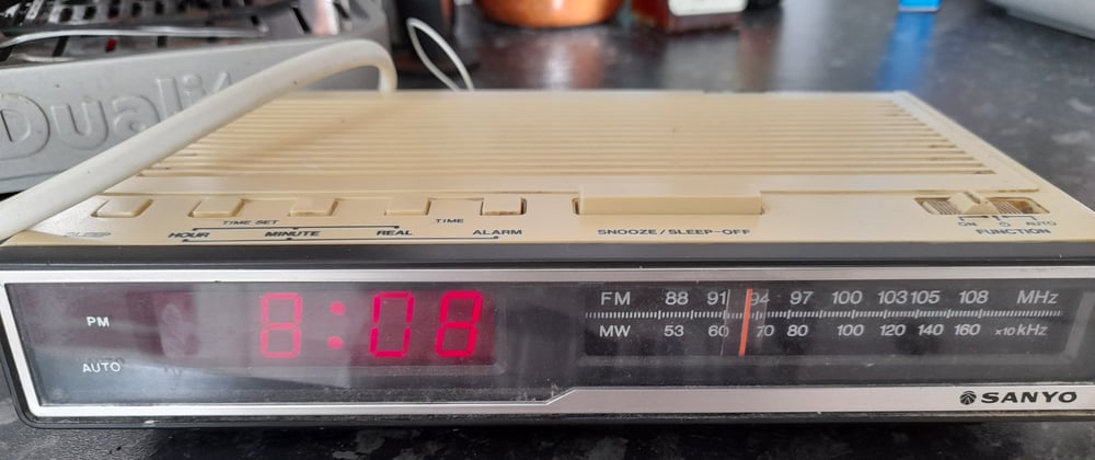 Cover image for Raspberry Pi radio alarm clock - part 1