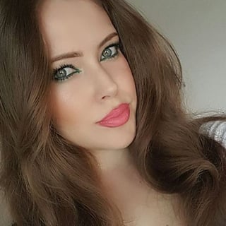 angelakost profile picture
