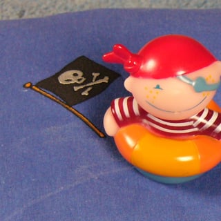 Schlauchbootpirat ("dinghy pirate") profile picture