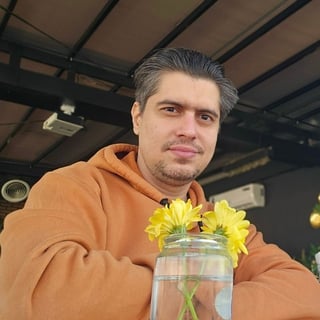 Ali Qasemzadeh profile picture