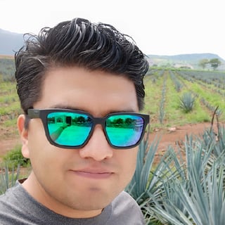 José Cadena profile picture