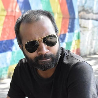 Moreshwar Pidadi profile picture