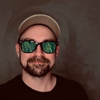 JohnBanas profile picture